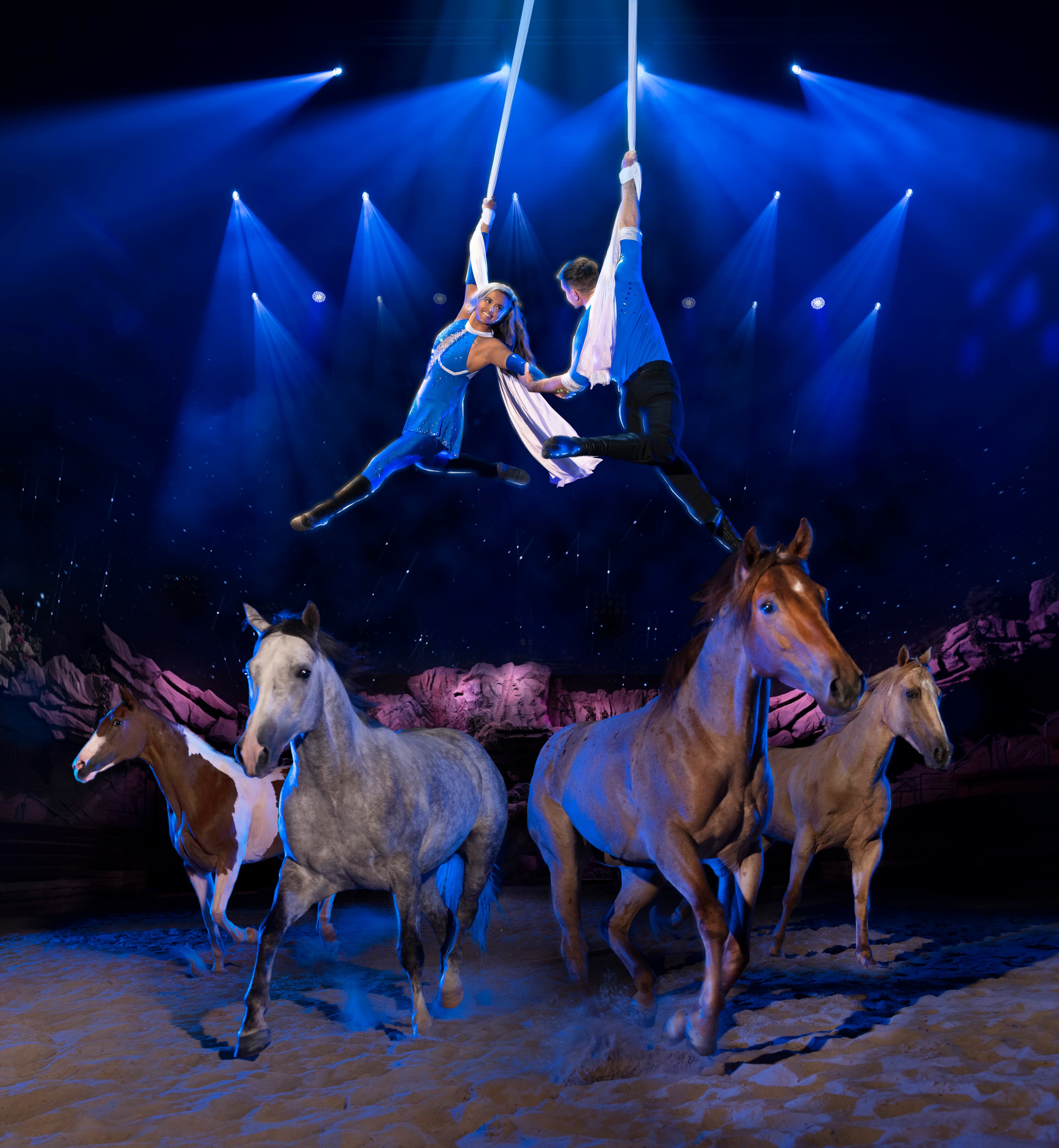 dollyStampede Horses Aerialists RGB