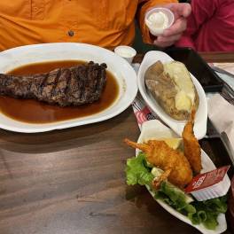 Paradise Grill And Steakhouse