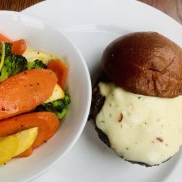 Dogwood Canyon Mill & Grill